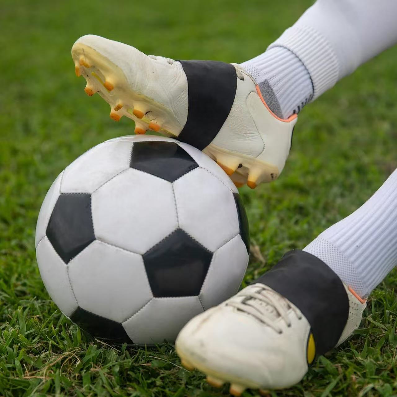 1Pair Football Soccer Lace Ban - огляд і ціна Silicone Sport Band